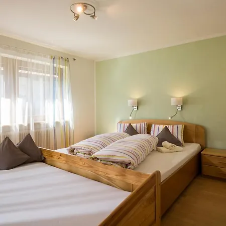 Pfister Apartament *